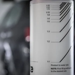 CarPro Dilute Messflasche mit Skala 1L