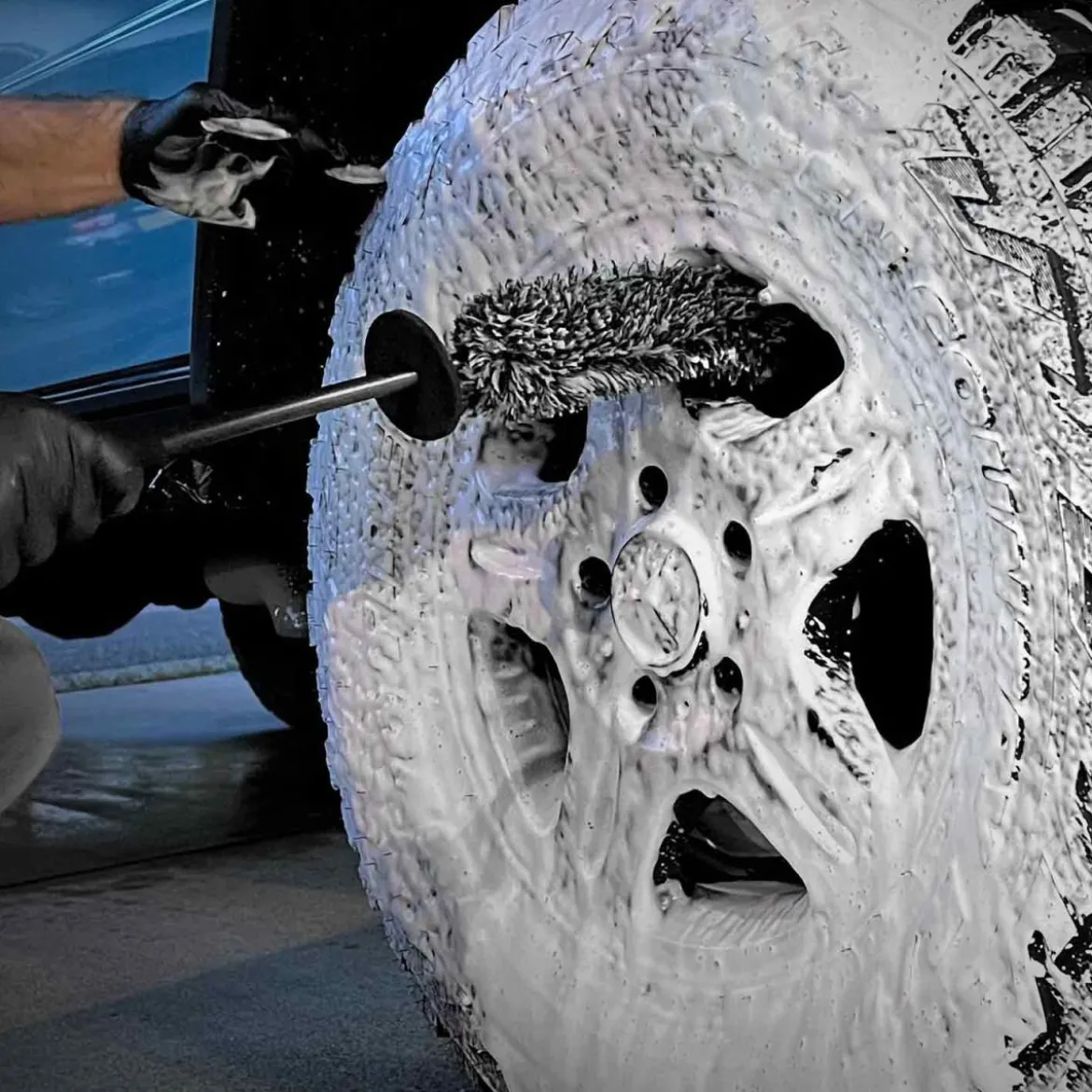 CarPro Flat/Spot Felgenbürsten Kit
