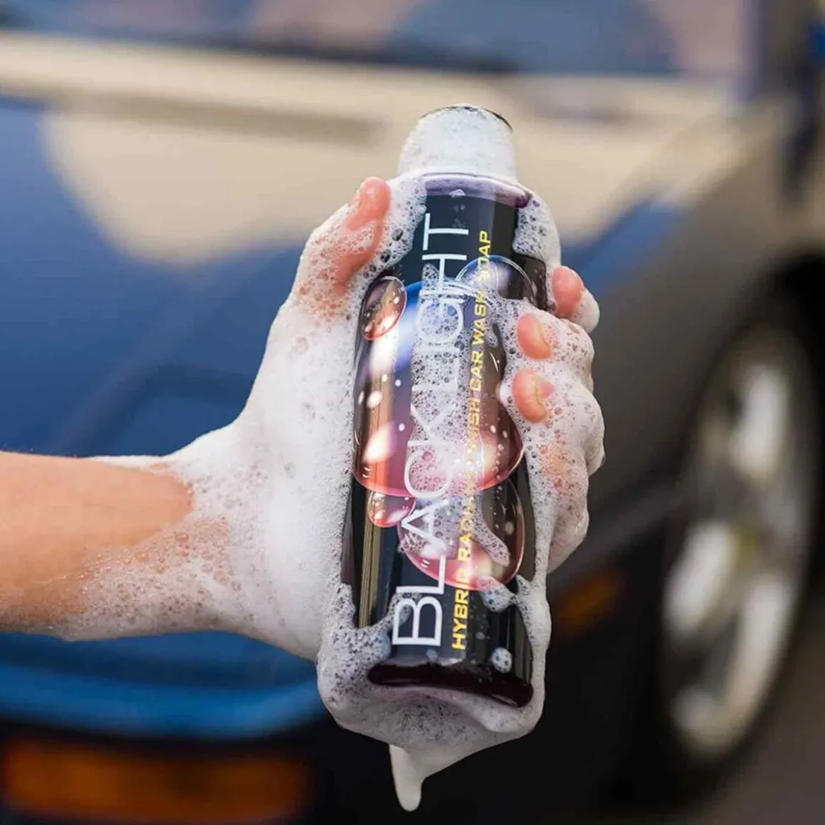 Chemical Guys Black Light Autoshampoo für empfindliche & dunkle Lacke 3,79L
