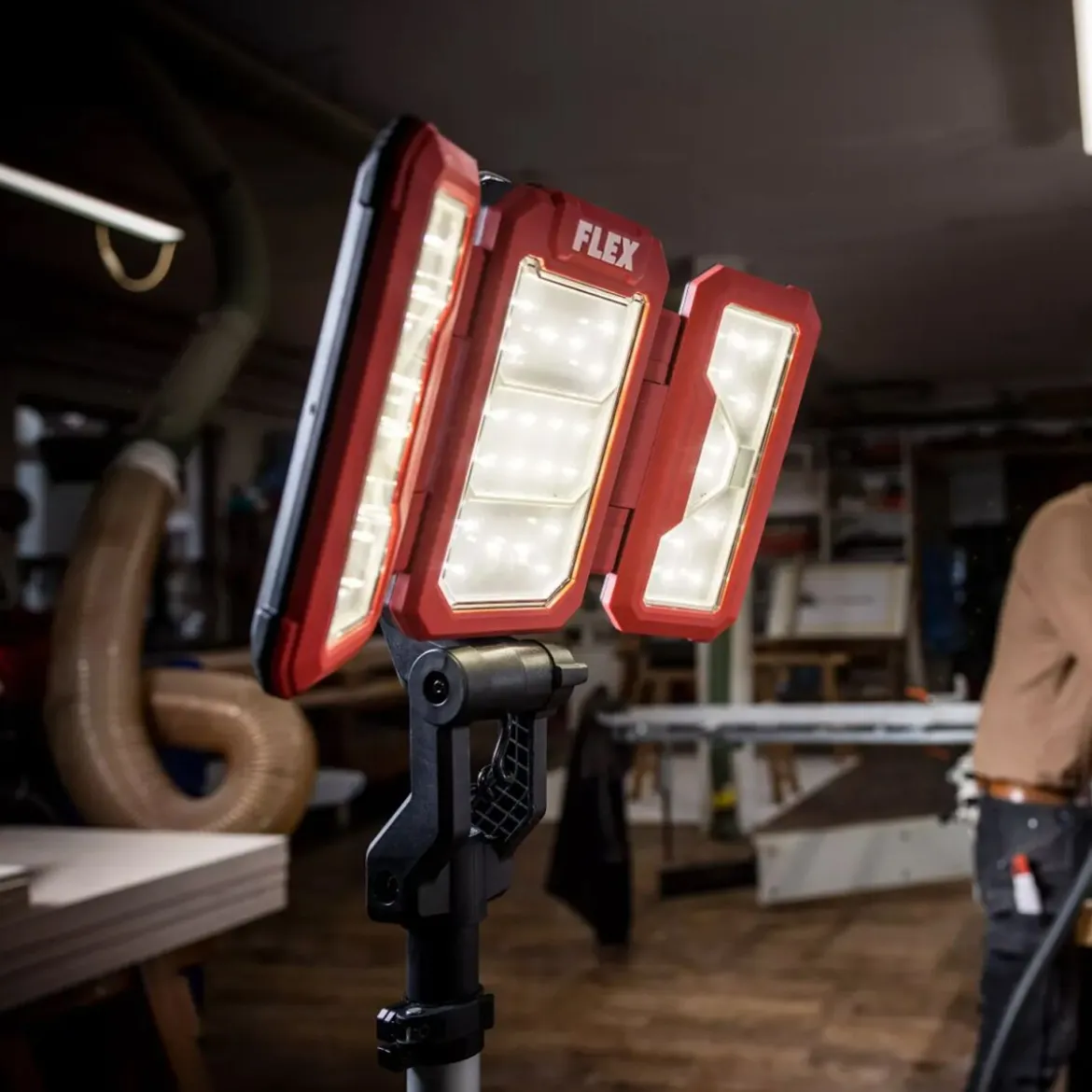 FLEX TL 4000 18.0/230 LED Akku-Baustrahler mit Stativ