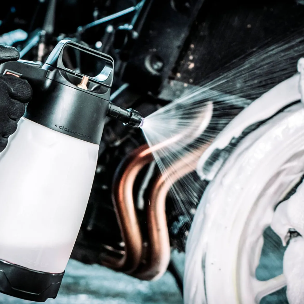 IK Foam Pro 2+ Schaumsprühflasche mit Kompressorventil 1,25L
