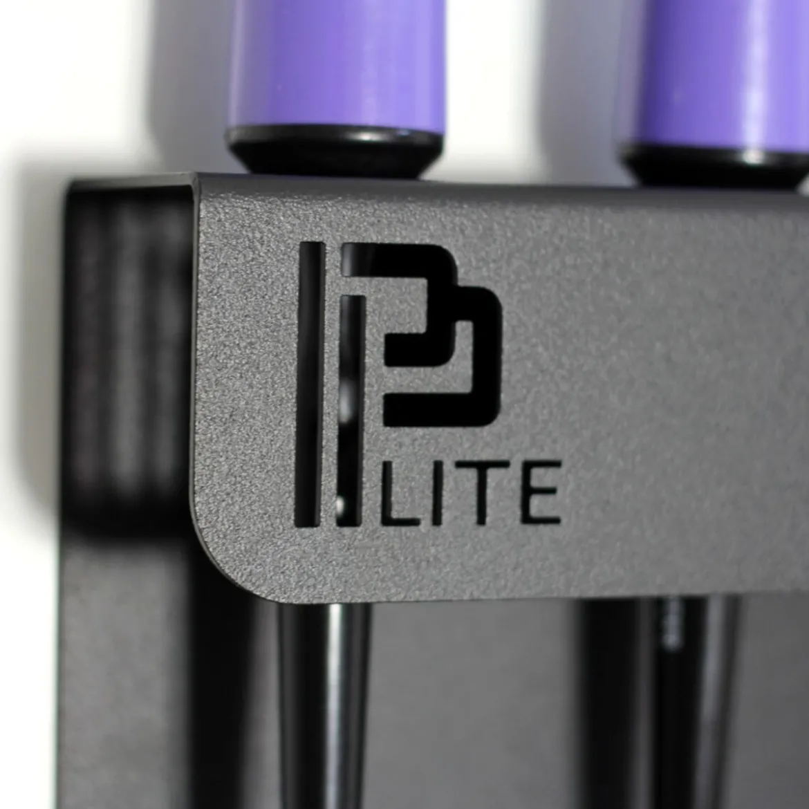 Poka Premium Pinsel & Flaschenhalter LITE