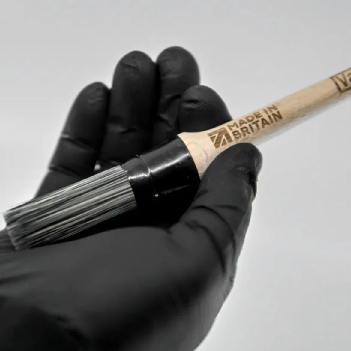 ValetPRO Small Wooden Handle Dash Brush Reinigungspinsel